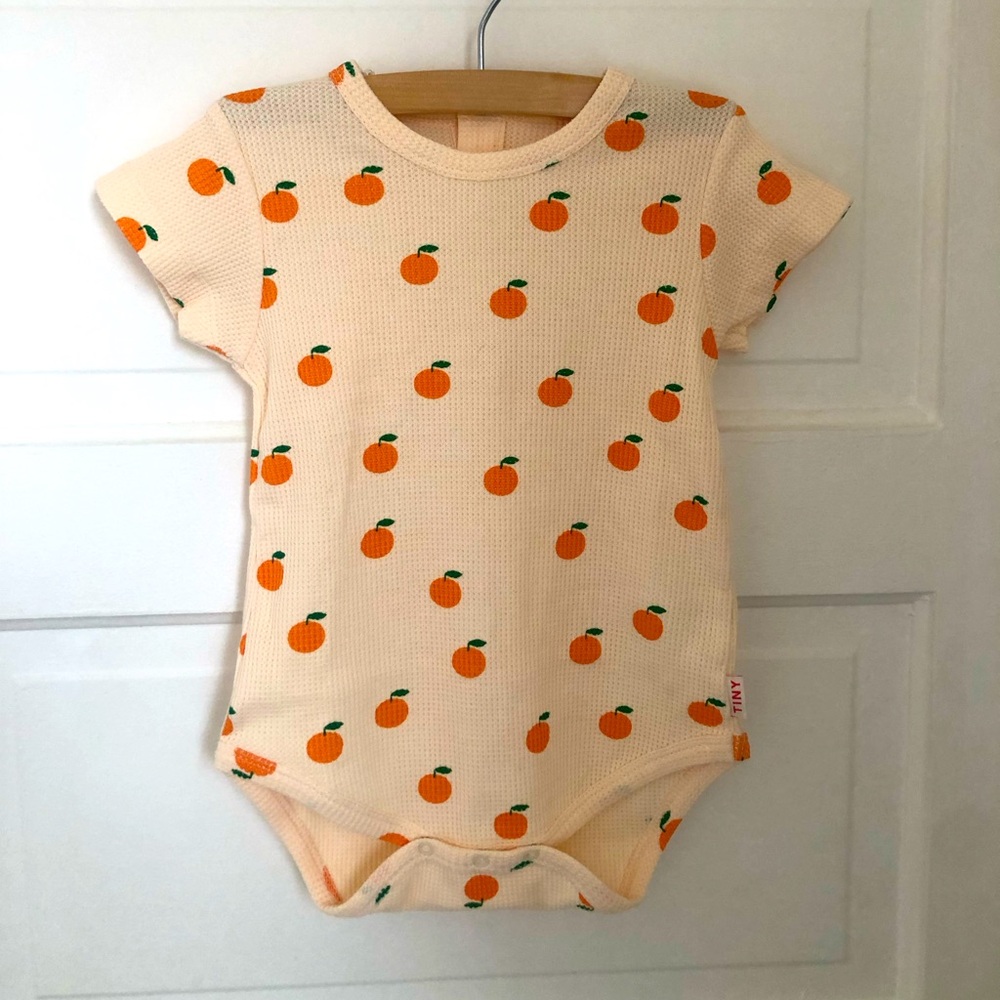 NWT Tiny Cottons short sleeve oranges onesie